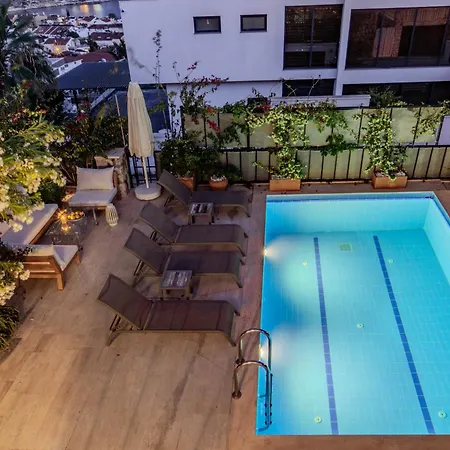 Istanblue Kalkan * كاس