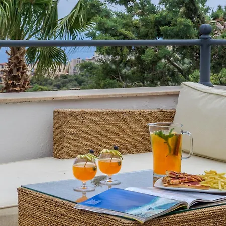 Istanblue Kalkan فيلة