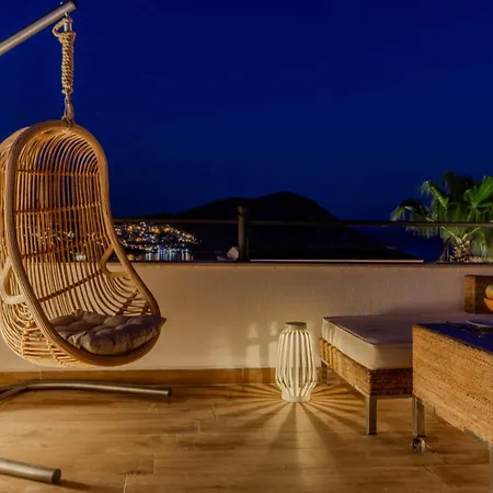 Istanblue Kalkan * كاس